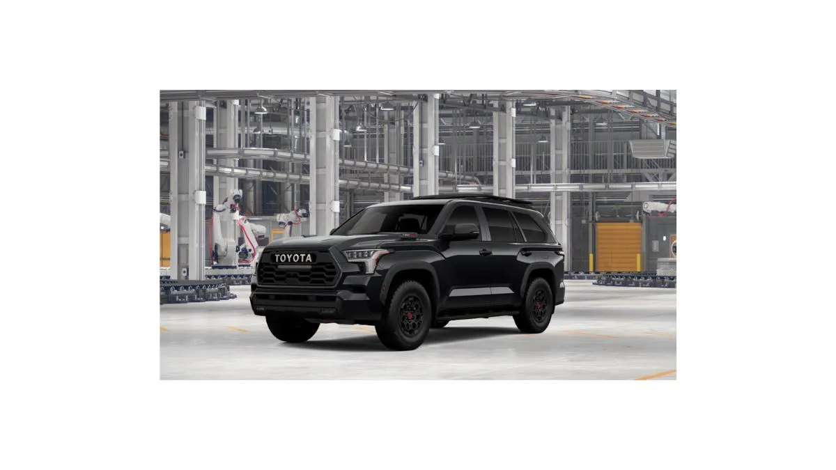 Toyota Sequoia 2026 hybrid SUV showcasing bold exterior design spacious luxury cabin and powerful performance