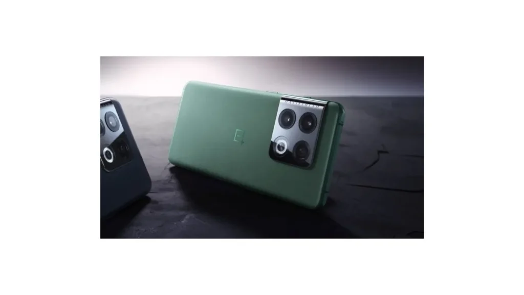 OnePlus 10T 5G smartphone with 7000mAh battery and 150W SUPERVOOC fast charging