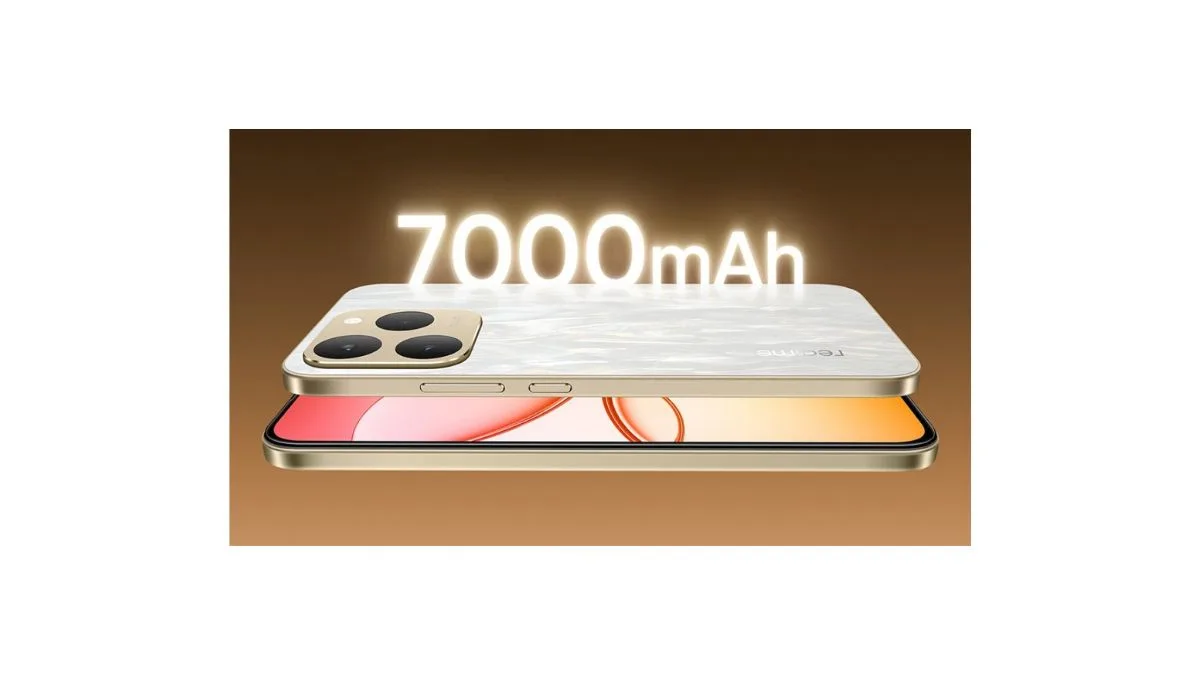 Realme 15 Lite 5G connected to 80W SuperVOOC fast charger