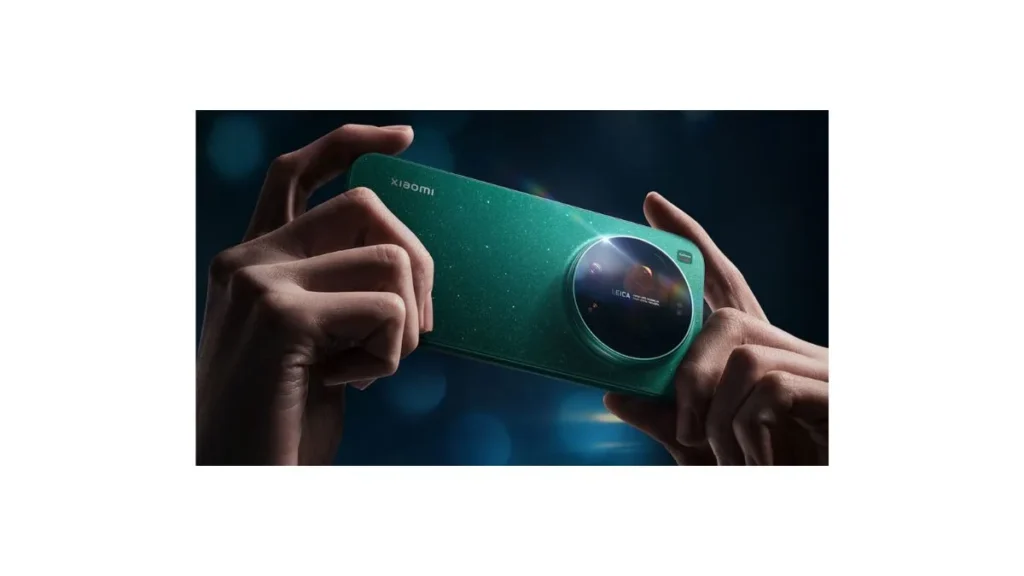 Xiaomi 17 flagship smartphone with 6330mAh battery, Leica triple camera setup, and premium OLED display design