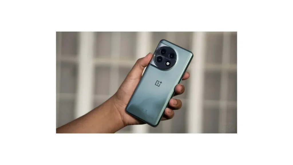 OnePlus 14 Pro 5G premium flagship smartphone with curved AMOLED display and triple camera design